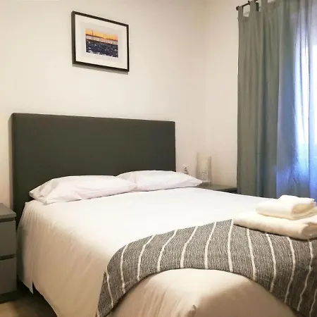 Проживание в семье Algarve *
